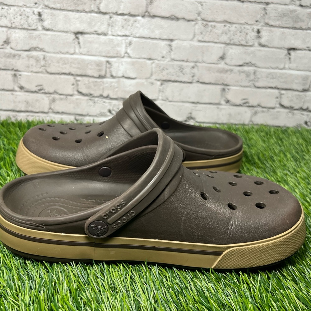 Crocs CROCBAND Clog BROWN/w Tan Sole Stripe Sz Men 6 Women 8 CLASSY & COMFY! - Picture 7 of 9